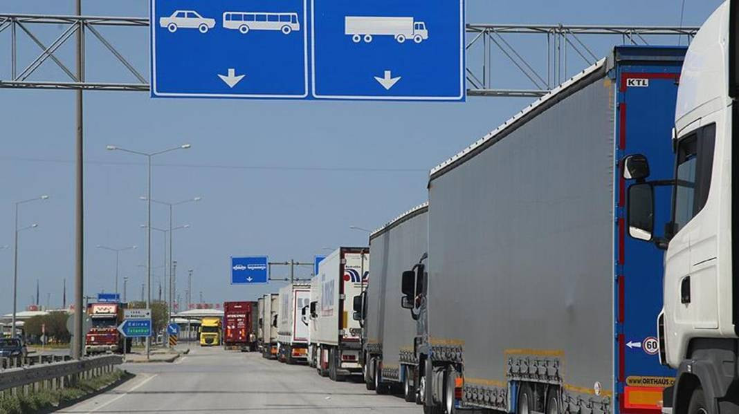 TIR'lar kapıda kaldı. Avrupa İhracatçılara bile vize eziyeti çektiriyor - Resim: 8